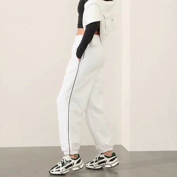 Athleta Forever Fleece High Rise Piping Jogger Size XL | NWT - Picture 1 of 3